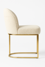 Bouclé Designstoel – Crèmekleurig met Gouden Onderstel