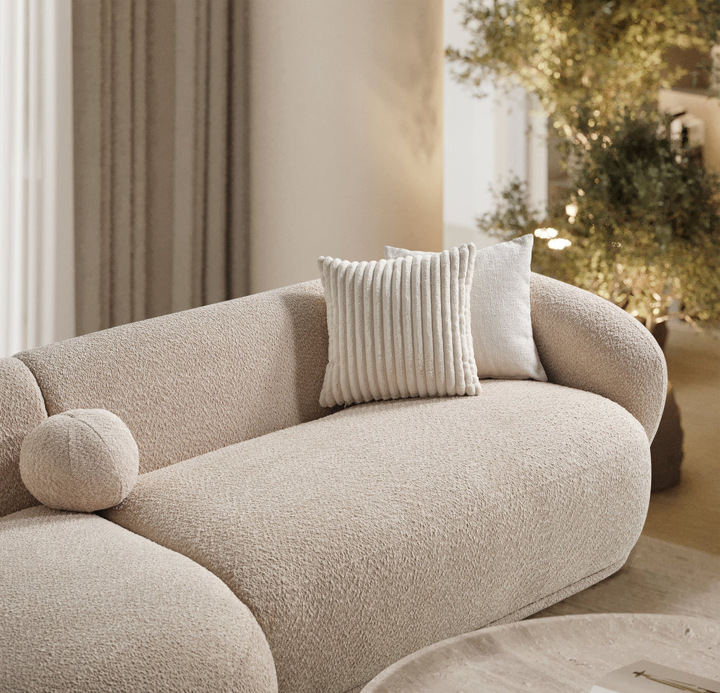 Oslo Sofa Rond – 290 x 76 x 140 cm – Beige Bouclé met Organische Vorm