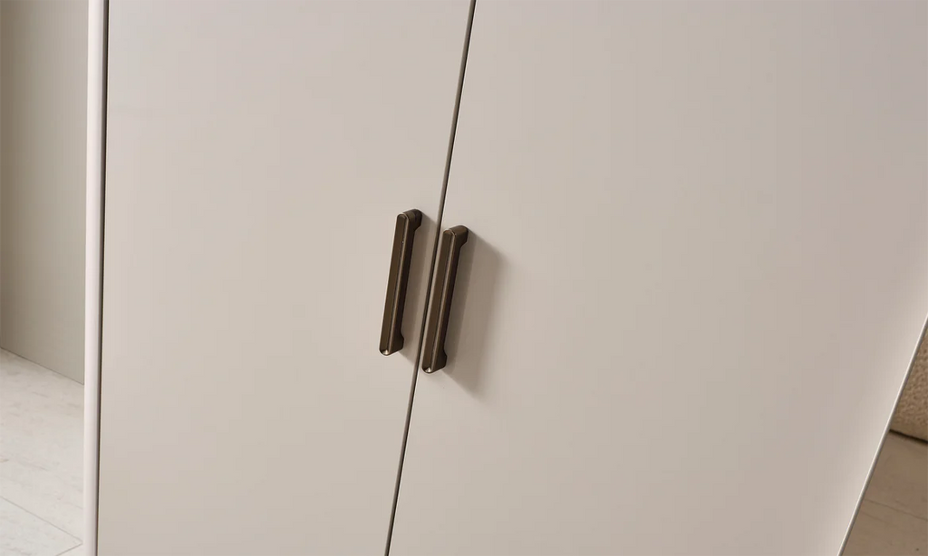 Aura Soft Bedroom – Luxe, Rust en Comfort in Perfecte Harmonie