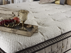 WOOLTOUCH BED