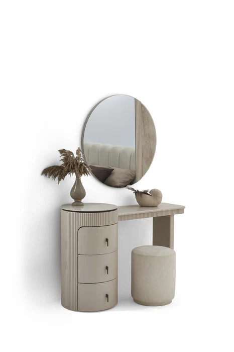 Merlin Bedroom Set